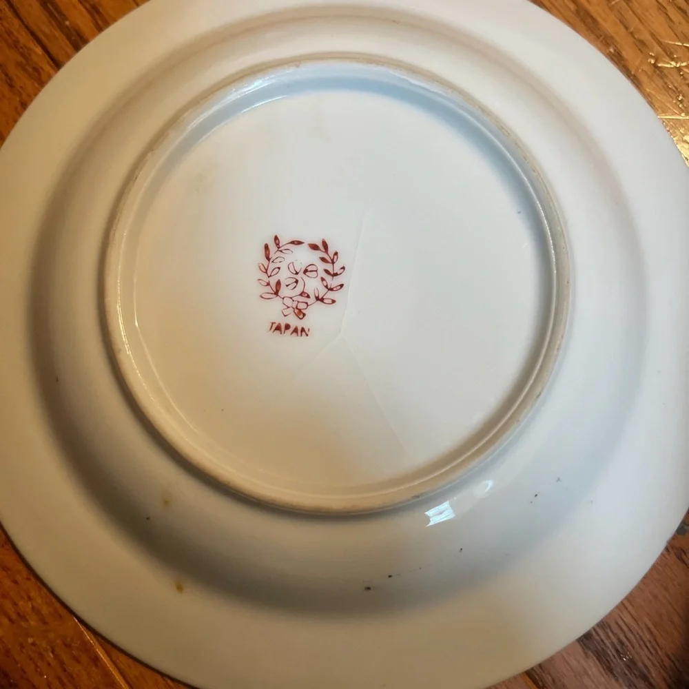 Spaniel Canine Hunting Dog Ashtray Japan Gold Rim 5 5/8”diameter Luster Ware